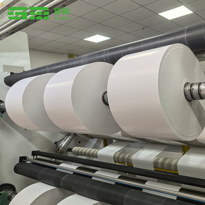 Matt bijela sintetička Pp papirna ljepljiva naljepnica za pakiranje hrane